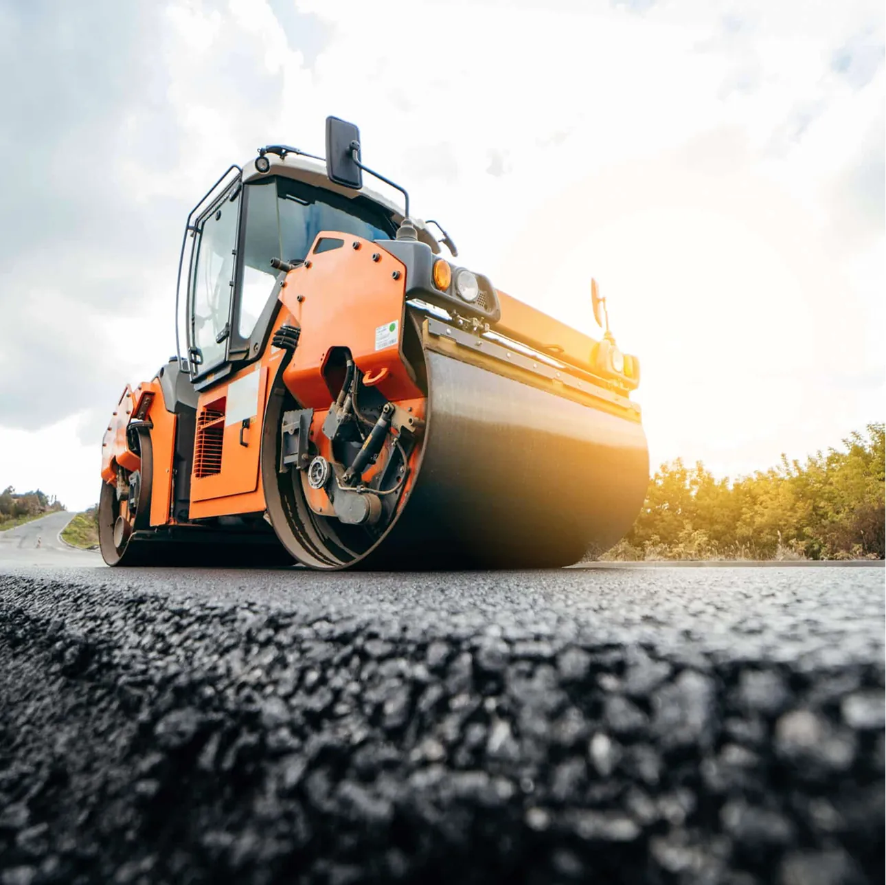 Construction & Heavy Machinery